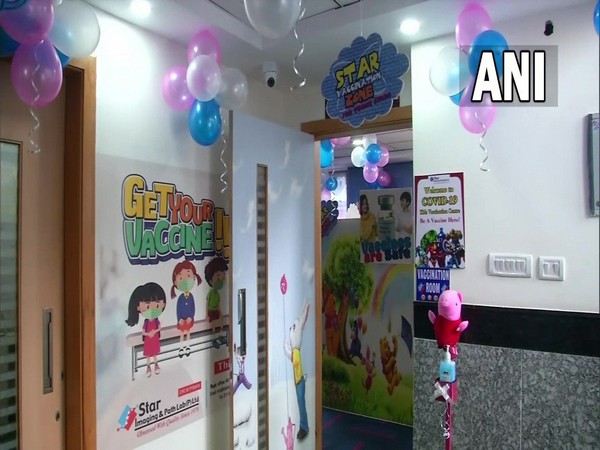 Visual from vaccine center, Tilak Nagar (ANI/Photo)