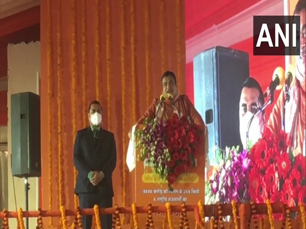 Union Minister Nitin Gadkari at Ayodhya (Photo/ANI)