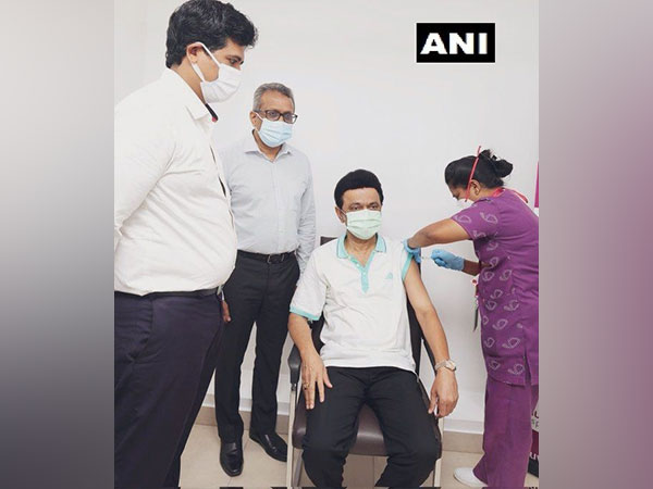 Tamil Nadu Chief Minister MK Stalin receiving the precaution dose of COVID-19 vaccine in Chennai on Tuesday. [Photo/ANI]