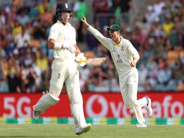 England and Australia in action (Image: ICC)