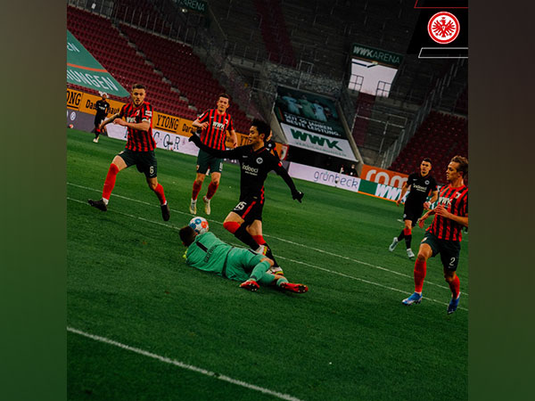 Augsburg vs Eintracht Frankfurt (Photo: Twitter/ Eintracht Frankfurt)