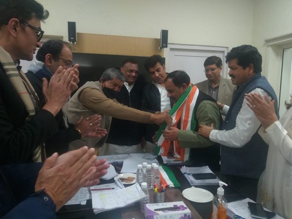 Harak Singh Rawat joins Congress (Photo/ANI) 