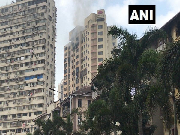 Visual of the Mumbai building where fire broke out (Photo/ANI)