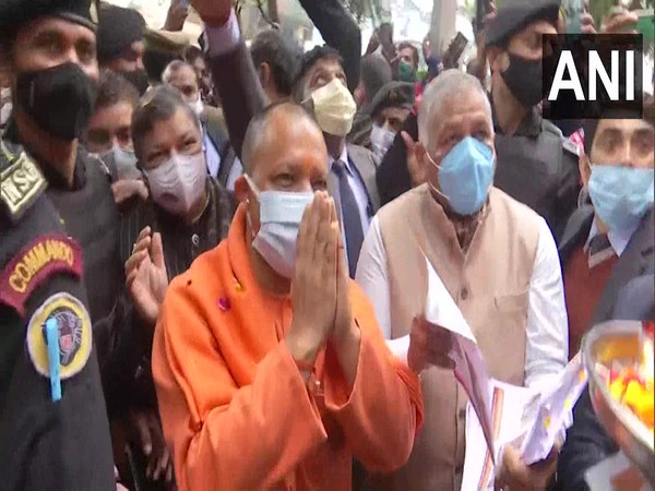 Yogi Adityanath campaigns in Ghaziabad (Photo/ANI)