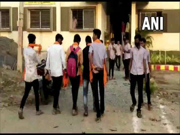 Classes suspended after student arrive college wearing saffron stoles (Photo/ANI) 