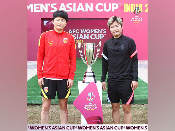 Captains of South Korea and China (Photo: Twitter/ AFC Asian Cup)
