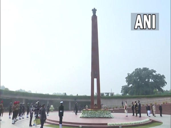 Prime Minister Narendra Modi pays homage to the fallen soldiers at the newly built National War Memorial (Photo/ANI)