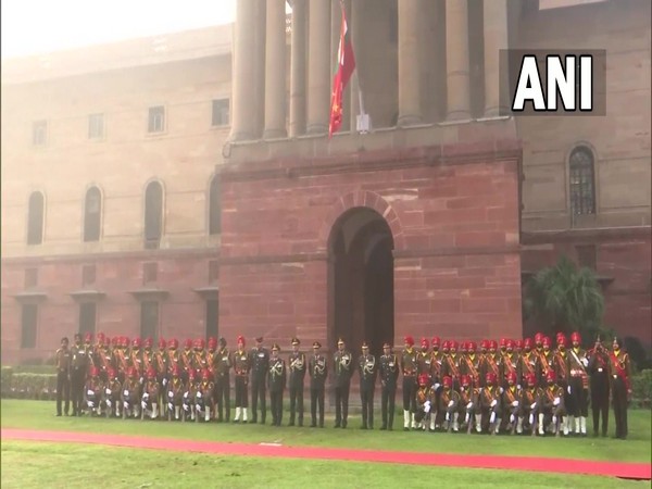  Lt Gen Manoj Pande, new Vice Chief of the Army, being accorded Guard of Honour at South Block. (Photo/ANI)