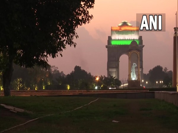A visual of the hologram statue of Netaji Subhash Chandra Bose at India Gate. (Photo/ANI)