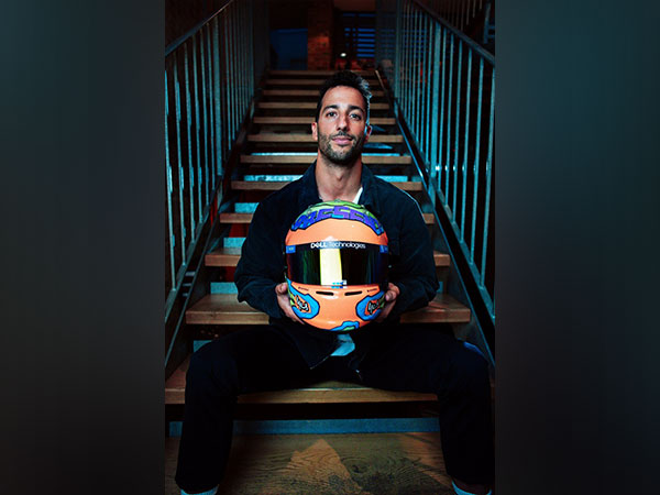 Daniel Ricciardo (Photo: Twitter/McLarenF1) 