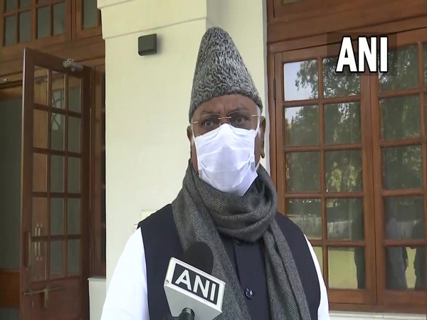 Senior Congress leader Mallikarjun Kharge (ANI/Photo)