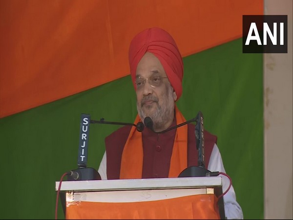 Amit Shah addressing a rally at Amritsar