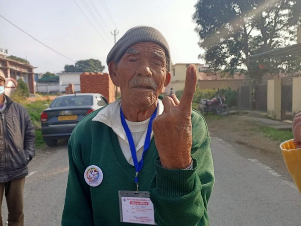Senior citizens cast their votes in Uttarakhand's Uttarkashi (Photo/ANI) 