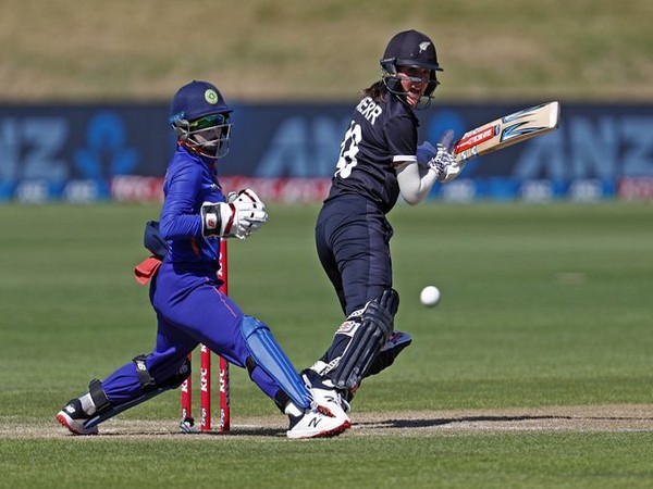 Amelia Kerr in action against India (Photo/ ICC Twitter)