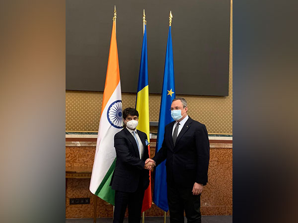 Scindia meets Romanian PM (Twitter: Scindia)