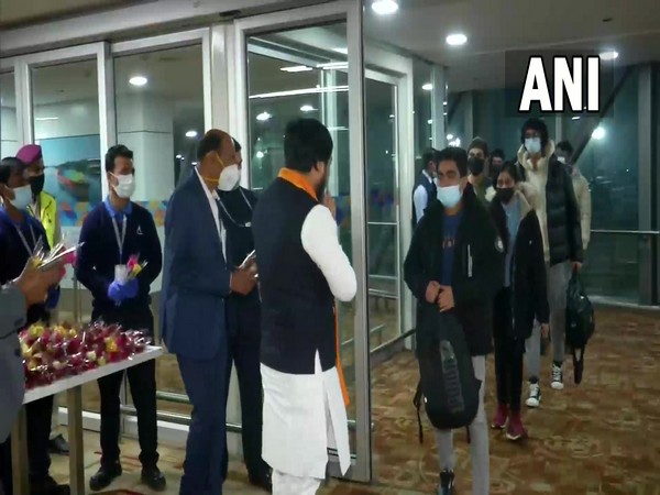 MoS Home Nisith Pramanik receiving Indian students from Ukraine at Delhi airport (Photo/ANI)