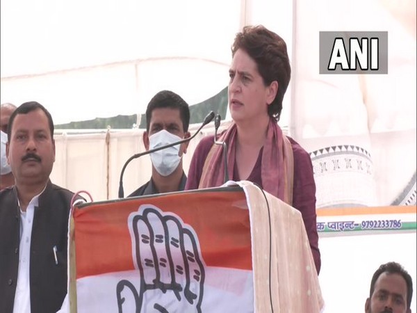 Congress General Secretary Priyanka Gandhi Vadra addressing public rally in Jagdishpur (Photo/ANI)