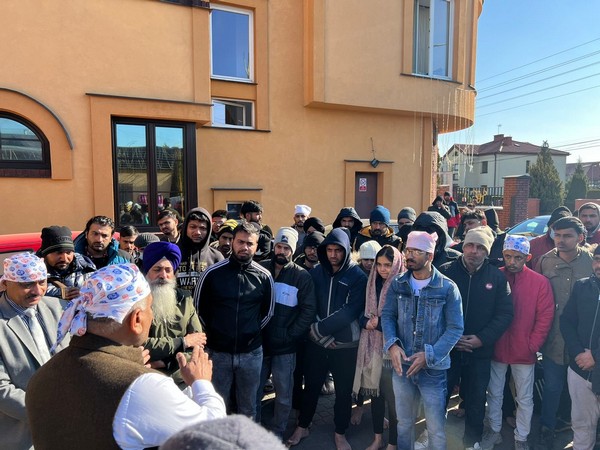 Union Minister Gen VK Singh interacting with Indian students in Warsaw, Poland. (Photo credit: Twitter@Gen_VKSingh)