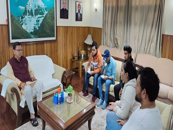 Uttarakhand CM Pushkar Singh Dhami meeting Ukraine returnees in Delhi. 