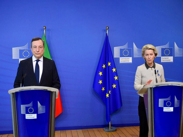 EU President Ursula von der Leyen with the Prime Minister of Italy Mario Draghi (Twitter: von der Leyen)
