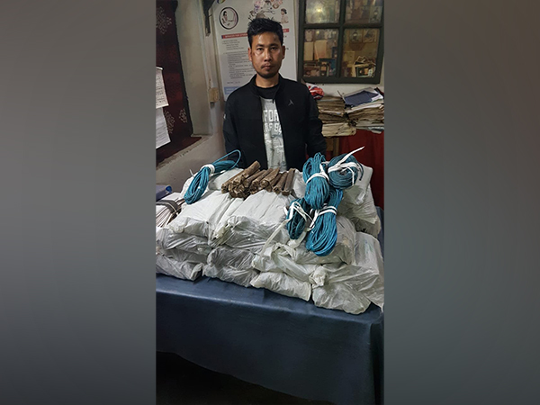 Recovered explosive materials and arrested accused (Photo/ANI)