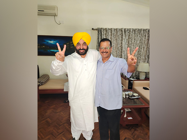 Bhagwant Mann and Arvind Kejriwal 