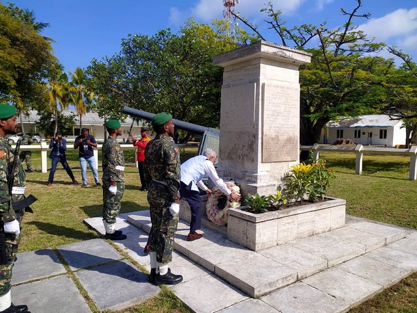 Jaishankar pays homage to Indian soldiers commemorated at Addu Atoll Memorial in Maldives (Photo: Twitter@DrSJaishankar)