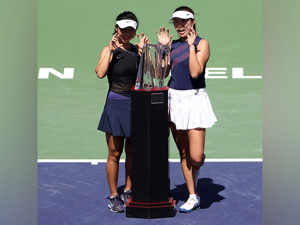 Xu Yifan and Yang Zhaoxuan (Photo: Twitter/BNP Paribas Open)