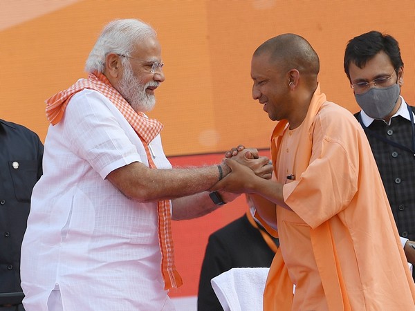 PM Narendra Modi and UP CM Yogi Adityanath at oath taking ceremony in Lucknow