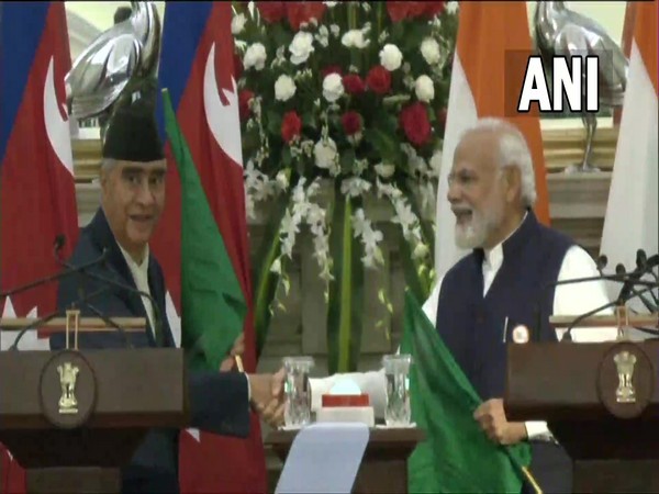 Prime Minister Narendra Modi with Nepal PM Sher Bahadur Deuba