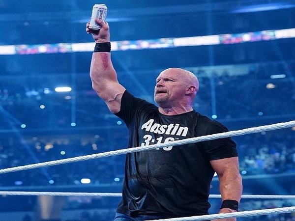 'Stone Cold' Steve Austin (Photo: Twitter/WWE)