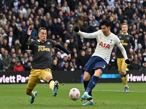 Son Heung-min (Photo: Twitter/Premier League)
