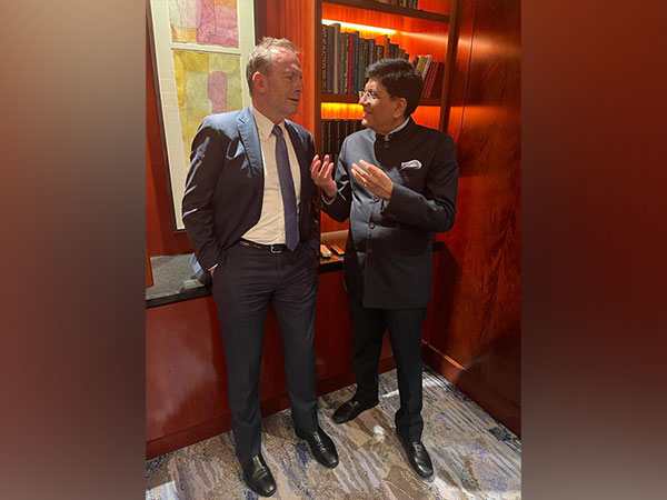 Piyush Goyal meets Australian PM's special trade envoy Tony Abbott in Melbourne (Photo Credit: Twitter)