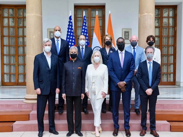 External Affairs Minister Dr S Jaishankar with US Congressional Delegation (Photo Credit: Twitter/@DrSJaishankar)