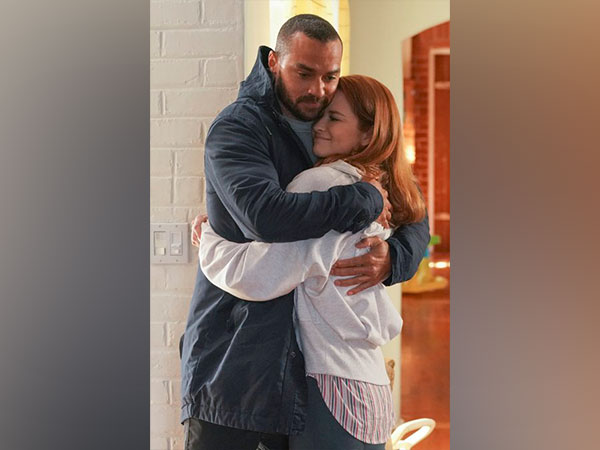 Jesse Williams, Sarah Drew (Image source: Twitter)