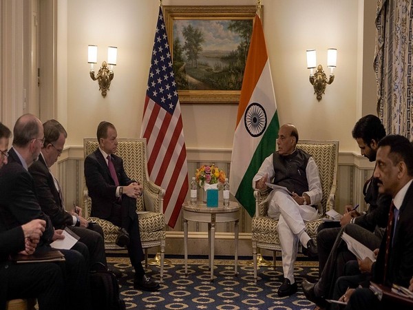 Rajnath Singh meets US aerospace, defence majors (Photo: Twitter/RMO India)