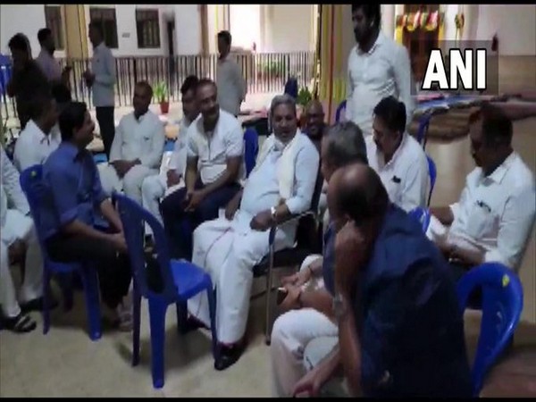 LoP and former CM Siddaramaiah, along with other Congress members, protests inside the Vidhana Soudha in Bengaluru. (Photo/ANI)