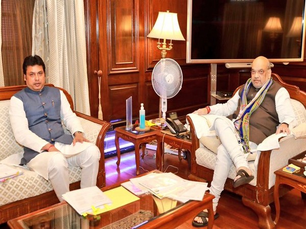 Tripura CM Biplab Kumar Deb meets Union Home Minister Amit Shah. [Photo Credit:Twitter/Bipab Kumar Deb]
