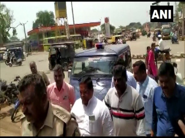 Karnataka police arrests AIMIM leader Nazeer Ahmed Honval in Hubli incident (Photo/ANI)
