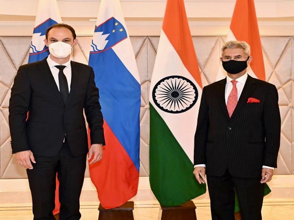 External Affairs Minister S Jaishankar with Slovenian counterpart, Anze Logar (Photo Credit: Twitter/@DrSJaishankar)