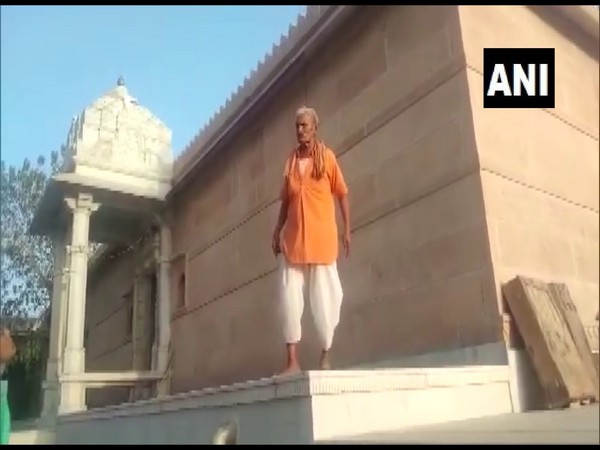 The priest who allegedly stopped a Dalit couple from entering a temple in Jalore (Photo/ANI)