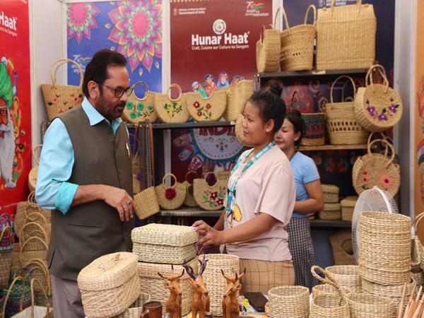 Union Minority Affairs Minister Mukhtar Abbas Naqvi at Hunar Haat, Mumbai