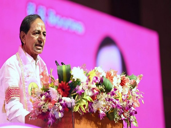 TRS president K Chandrashekhar Rao (Photo credit: Twitter@trspartyonline)