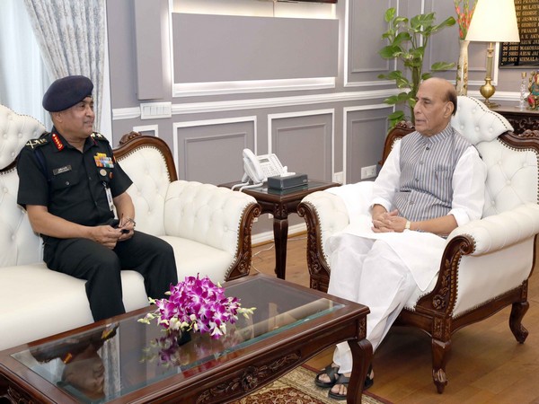 General Manoj Pande and Defence Minister Rajnath Singh (Photo/RMO)