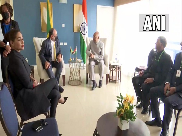 President Kovind meets Jamaican Leader of Opposition Mark Golding (Photo/ANI)