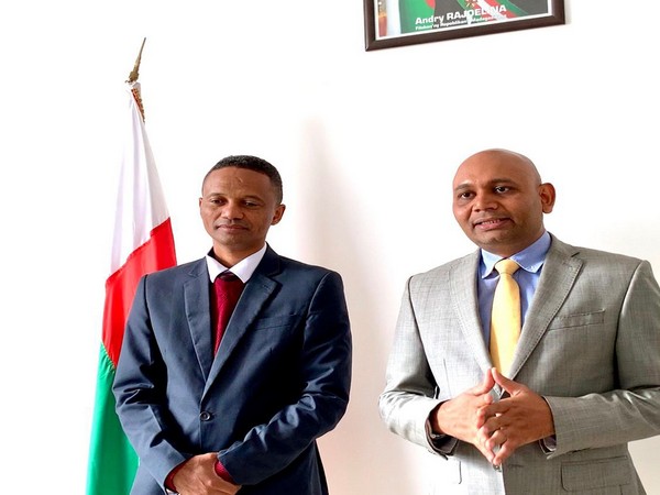 Indian Amb Abhay Kumar discusses cooperation with Madagascar in mining sector (Twitter: Indian Embassy in Madagascar)