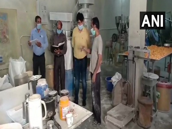 The food inspection team in the factory. Photo/ANI