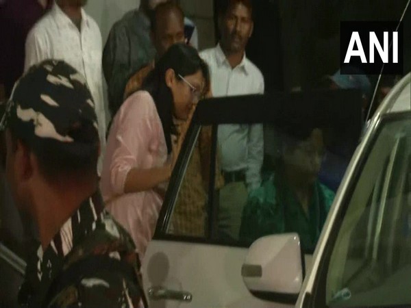 IAS Pooja Singhal being taken to ED office on May 11 (Photo/ANI)