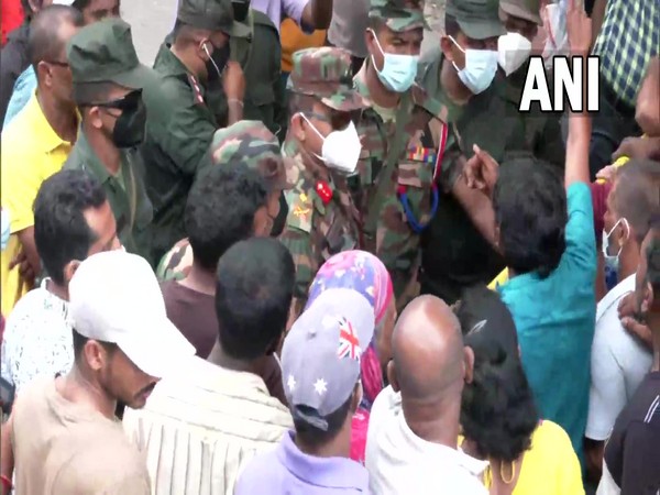 People blocked the road and surrounded the police station in Sri Lanka