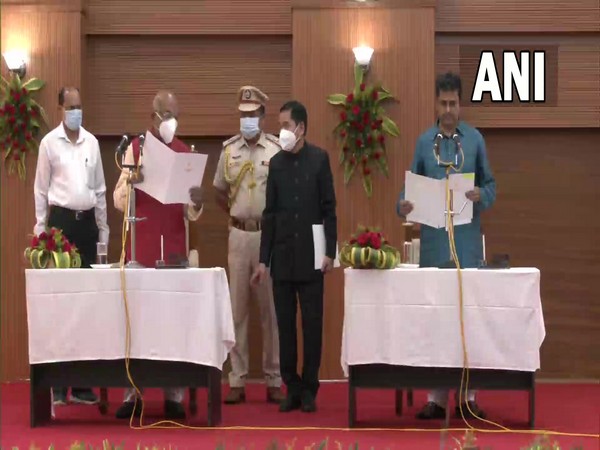 Manik Saha takes oath as the Chief Minister of Tripura. (Photo/ANI)